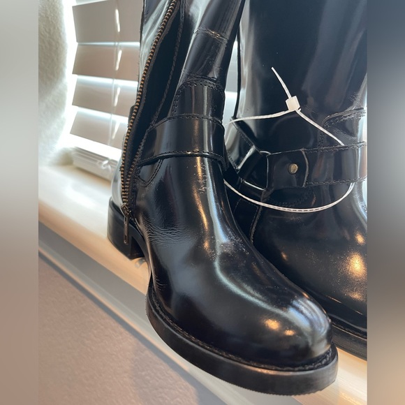 NEW STEVE MADDEN EQUESTRIAN CHALET TALL LEATHER BLACK /BROWN BOOTS 6.5 - Picture 5 of 8